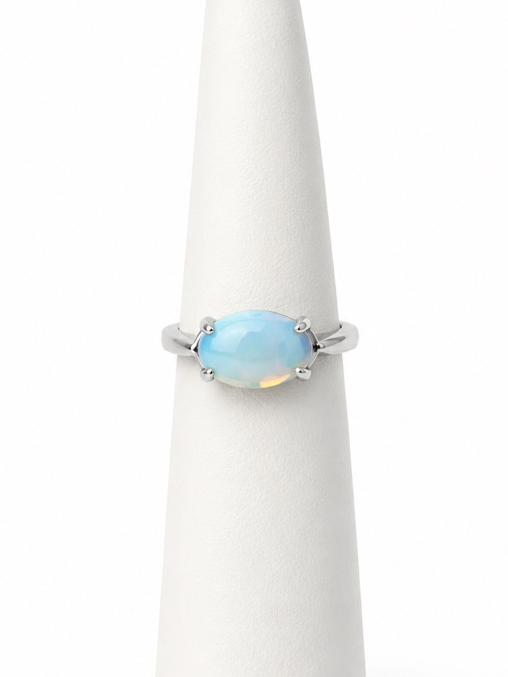 Oval Moonstone ring size 8